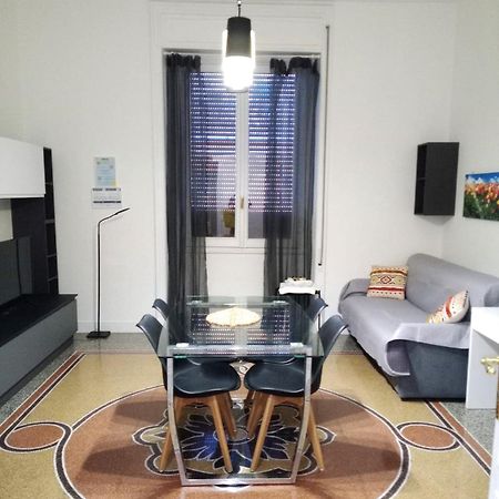 Joivy Elegant 1-Bedroom Flat Near Spianata Castelletto Génova Exterior foto